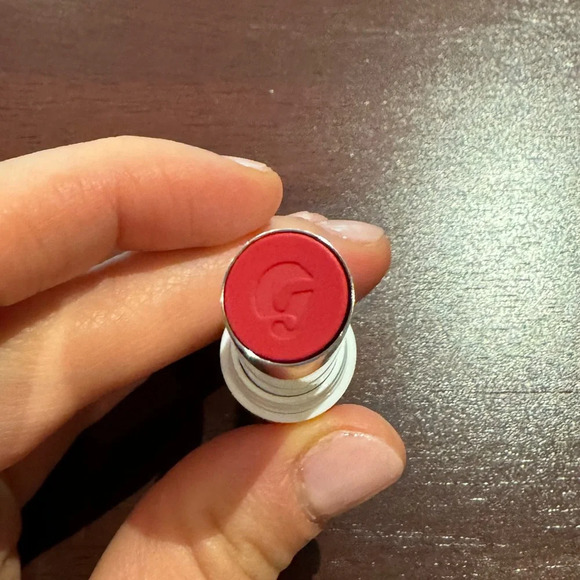 BNIB! Glossier Generation G Lipstick in Crush (Hot Raspberry Pink) - Picture 12 of 13